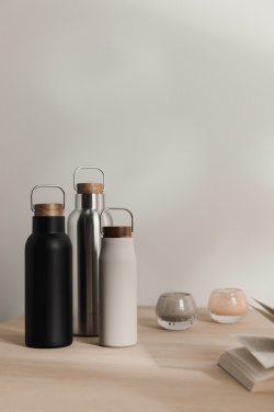 Logotrade Firmengeschenke das Foto: VINGA Ciro RCS recycelte Vakuumflasche 580ml