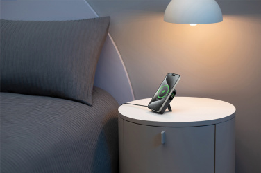 Logotrade Werbeartikel das Foto: Anker MagGo QI2 magnetische Powerbank 10.000mah