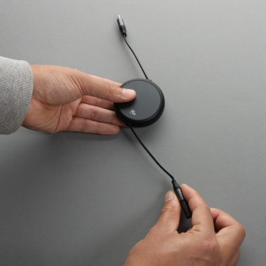 Logotrade Werbegeschenke das Foto: Terra ausziehbares 240W 2-in-1 Kabel aus RCS rec. Aluminium