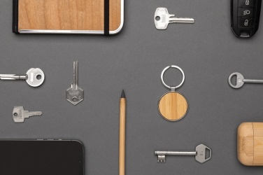 Logotrade promotional giveaway picture of: RCS recycled zinc alloy round keychain with bamboo