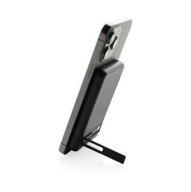 Logo trade promotional gifts image of: Zen RCS rplastic 5000 mah 5W magnetic bamboo powerbank