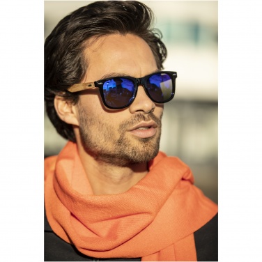 Logo trade firmakingi pilt: Hiru rPET/puidust peegeldatud polariseeritud päikeseprillid kinkekarbis