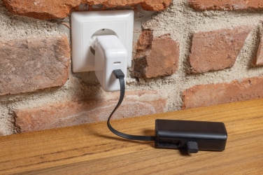 Logotrade ärikingituse foto: Powerlink RCS rplastic 3000 mah powerbank USB C pistik