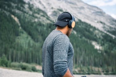 Logotrade ärikingitused pilt: RCS ja bambusest Elite kokkupandavad juhtmevabad kõrvaklapid