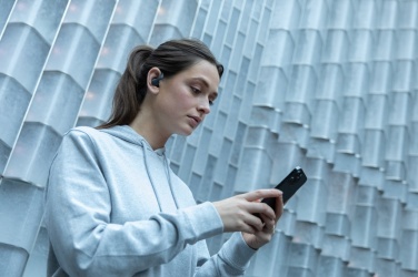 Logo trade ärikingitused foto: Urban Vitamin Pacifica RCS plastikust kõrvaklapid