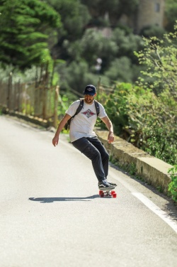 Logotrade ärikingid pilt: Bobby Hero Väike vargusevastane seljakott