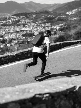 Logo trade reklaamkingid foto: Bobby Hero Väike vargusevastane seljakott