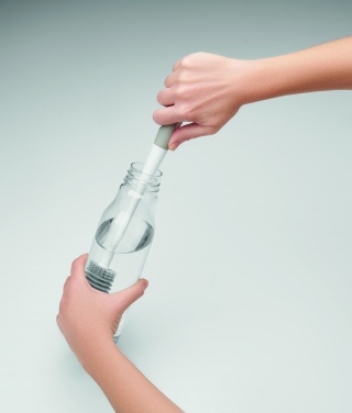 Logotrade reklaamkingituse foto: Pudeli puhastushari