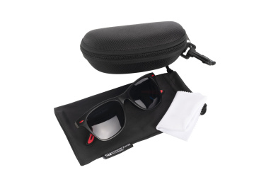 Logo trade firmakingitused foto: Päikeseprillid MAHAVELI Schwarzwolf