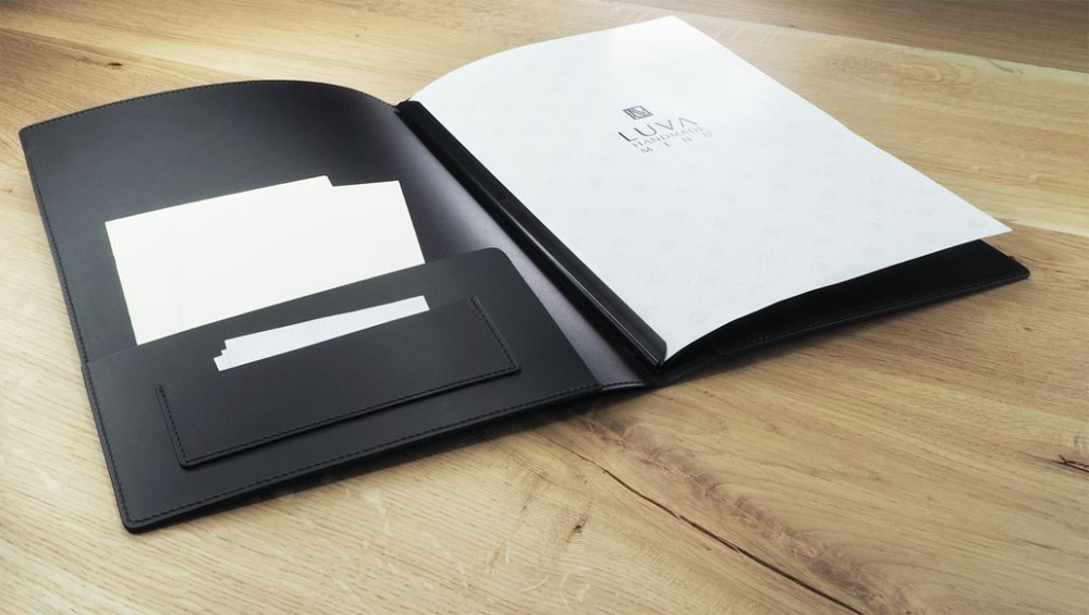 Logotrade ärikingi foto: Hotelli juhis Ambiente 1207094