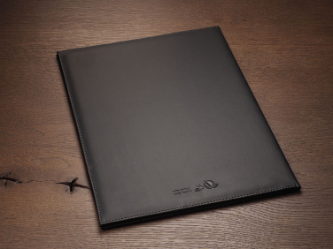 Logotrade firmakingi foto: Diplomi kate 152317