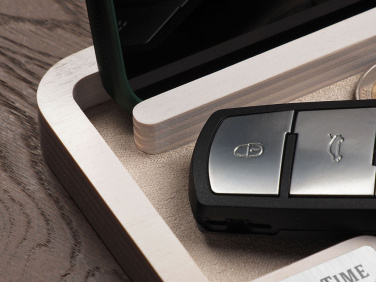 Logotrade ärikingi foto: Puidust lauakorraldaja 1846121