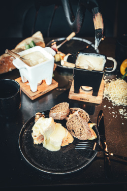 Logotrade ärikingi foto: BOSKA juustufondüü Nero - 300 ml