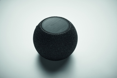 Logotrade ärikingi foto: 15W juhtmevaba laadijaga kõlar LISTOO