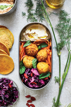 Logotrade reklaamkingitused pilt: Black+Blum roostevabast terasest toidukarp