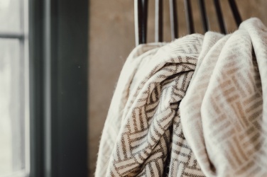 Logotrade mainostuotet kuva: VINGA Lenox torkkupeitto