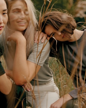 Logo trade mainostuotet tuotekuva: Iqoniq Sierra kevyt T-paita kierrätetystä puuvillasta