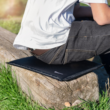 Logo trade mainoslahja ja liikelahja tuotekuva: Puhallettava tyyny ANTERO Schwarzwolf