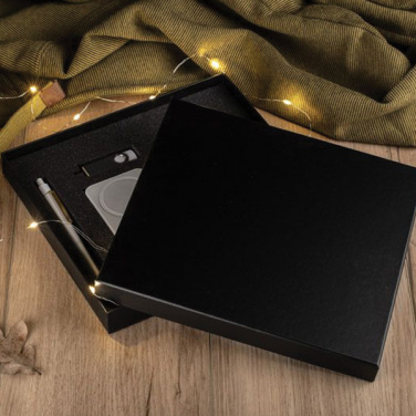 Logo trade mainoslahjat tuotekuva: #Univer Premium -lahjalaatikko