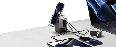 Logotrade verslo dovanos nuotrauka: „Urban Vitamin Sacramento“ 105 W GAN įkroviklis + ištraukiami laidai