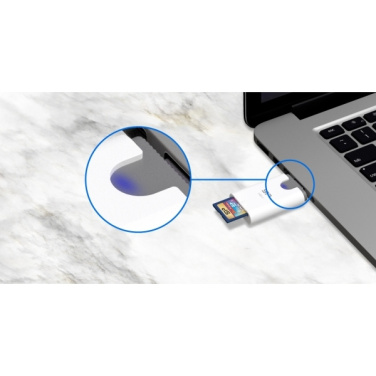 Logotrade biznesa dāvanas foto: MicroSD un SD karšu lasītājs Silicon Power Combo 3.1