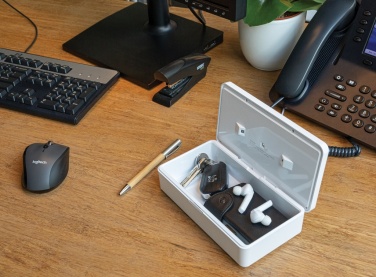 Логотрейд pекламные подарки картинка: Коробка стерилизатора УФ-С