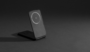 Лого трейд pекламные подарки фото: Swiss Peak RCS rPU 15W 3-в-1 магнитное беспроводное зарядное устройство