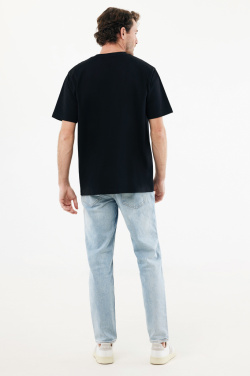 Лого трейд бизнес-подарки фото: Футболка IQONIQ Nikko из плотного переработанного хлопка